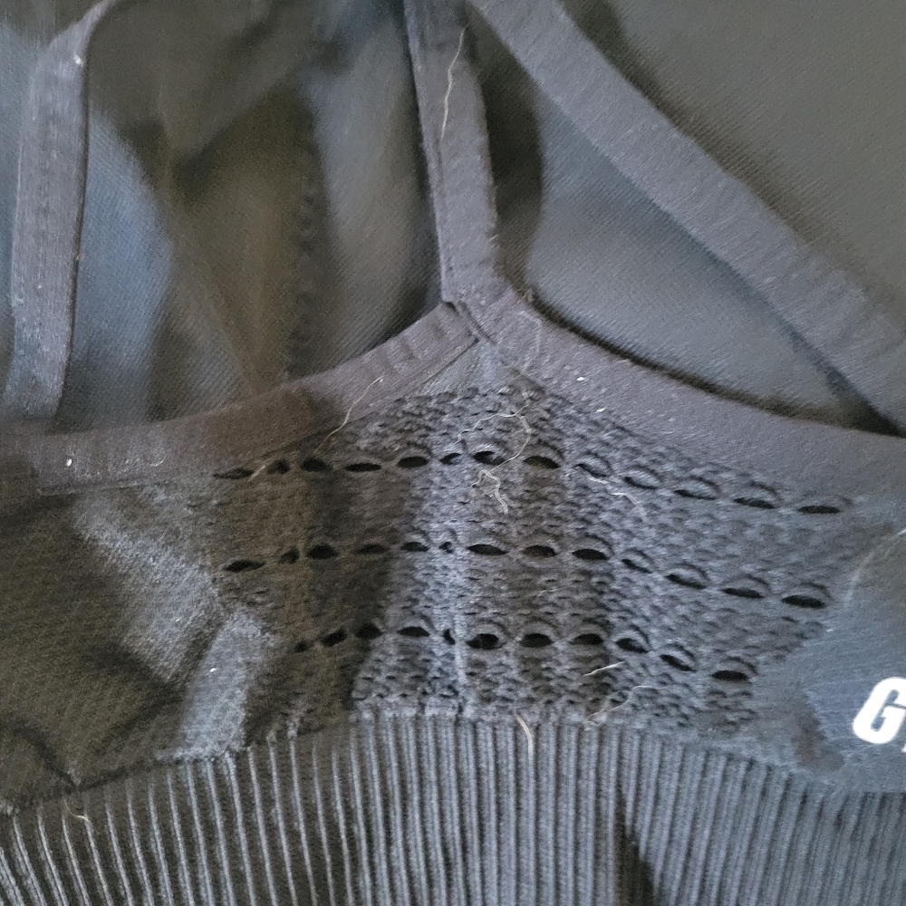 Gymshark Tee Back Padded Sports Bra Black Size XS - Picture 5 of 8